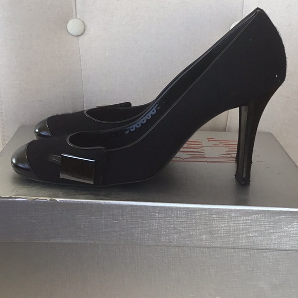 Shoes - Picture 2 of 5